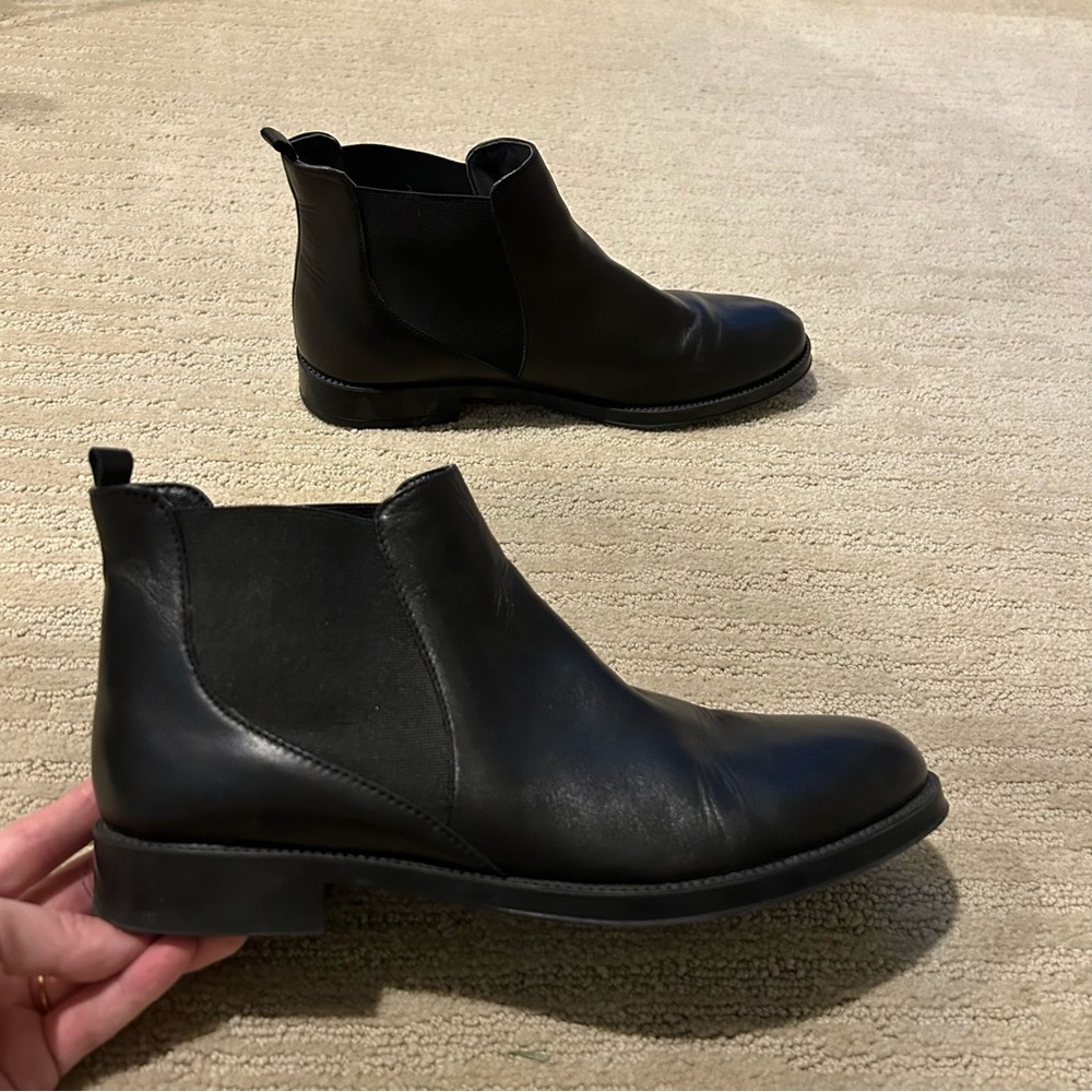 AREOSOLES Booties